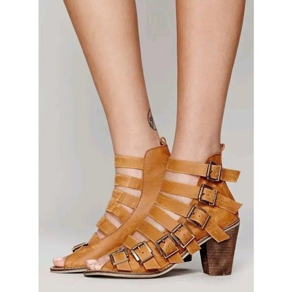 FREE PEOPLE Women Canton Heel Brown Size 38 Size 2 Sandals Straps - Picture 1 of 14